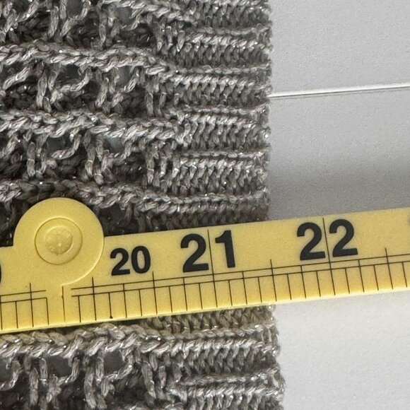 The Limited Gray Crochet Tank Size XS - Picture 7 of 7